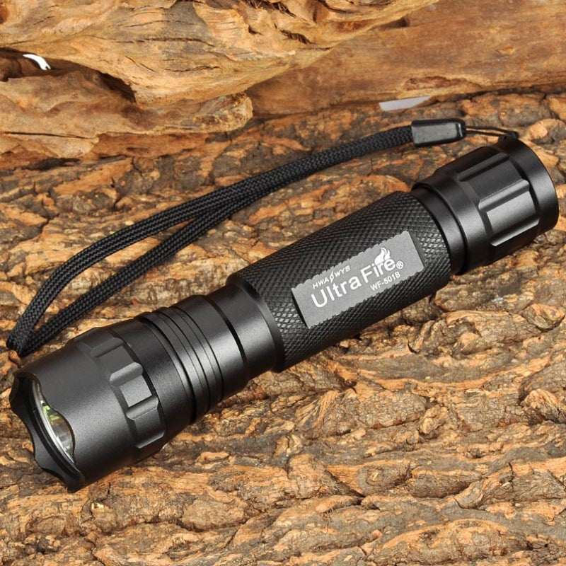 Rechargeable High-Power LED Long-Range Outdoor Flashlight