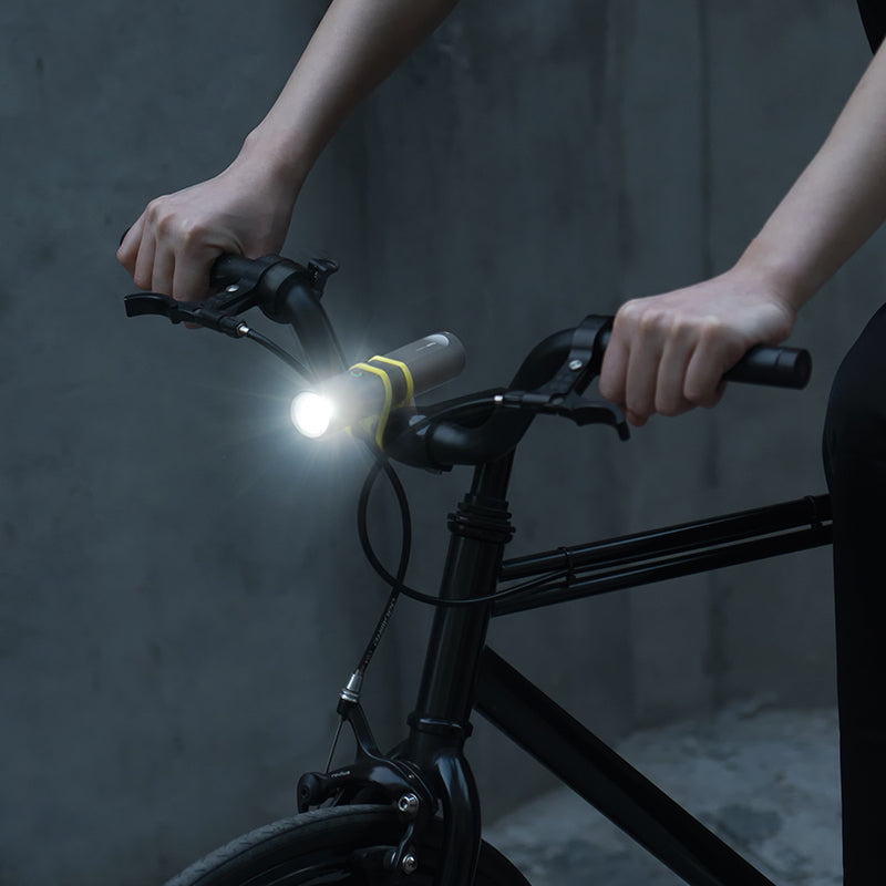 Aluminum Alloy Bright Multi-Function Outdoor Flashlight