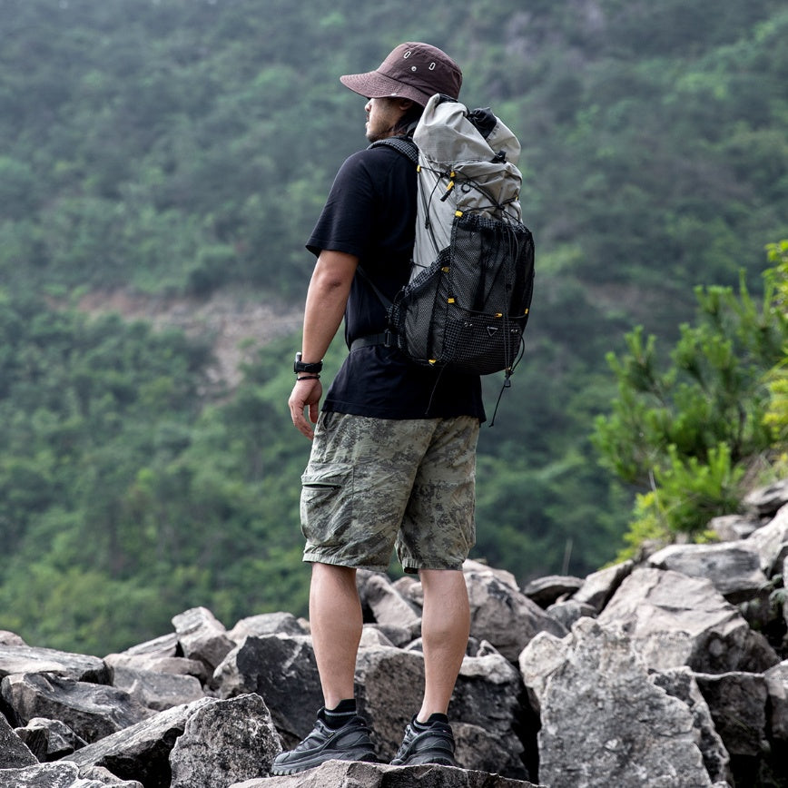 35L Large-Capacity Outdoor Mountaineering Hiking Backpack
